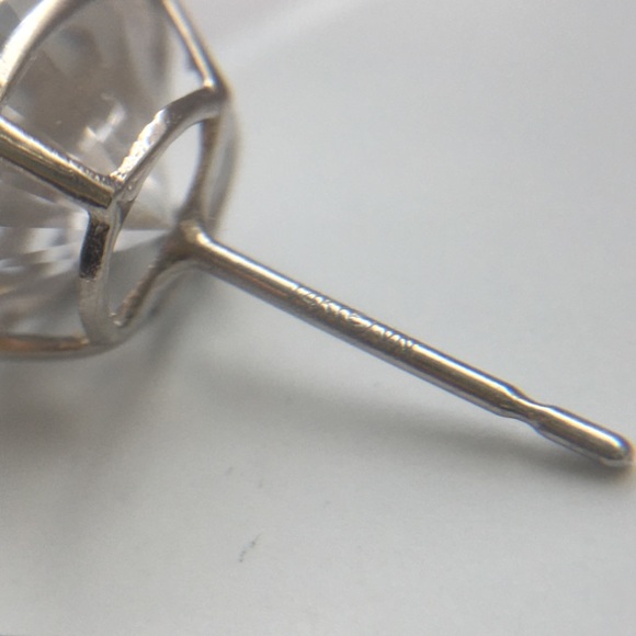 OFFERS WELCOMED - 14k white gold cz earrings - Picture 6 of 7